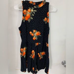2/$15- F21 Orange 🍊& Dot Romper